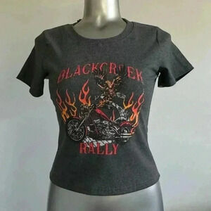 FREE 🆕Graphic Biker Crop T-Shirt